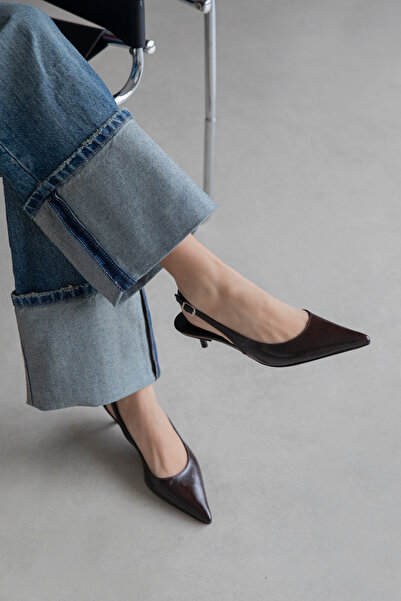 STRASWANS Cuesta Women's Heeled Wrinkled Leather Shoes Brown