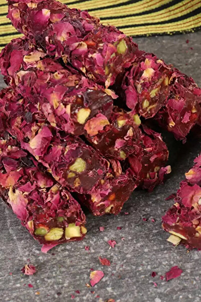 Pirsefa Antep Fıstıklı Gül Yapraklı Fitil Lokum 350 g Kutu
