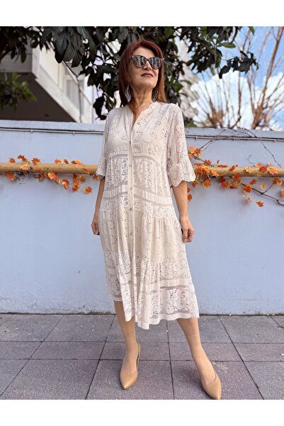 DenizEge Ιταλικό φόρεμα μίντι με επένδυση σε μπεζ απόχρωση