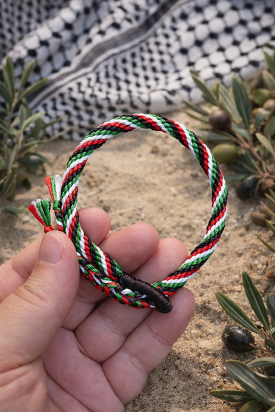 Günebakan سوار من الحبل بتصميم فلسطيني