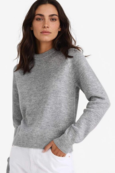 DeFacto Βασικό πλεκτό πουλόβερ με απαλή υφή D8678AX25WN