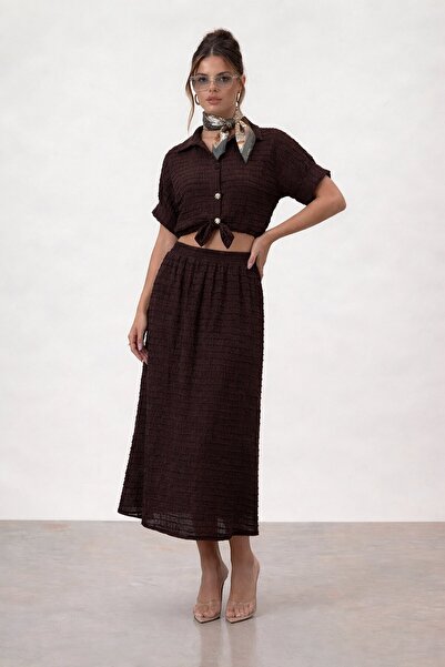 VAGGON Textured Crop and Midi Skirt Set