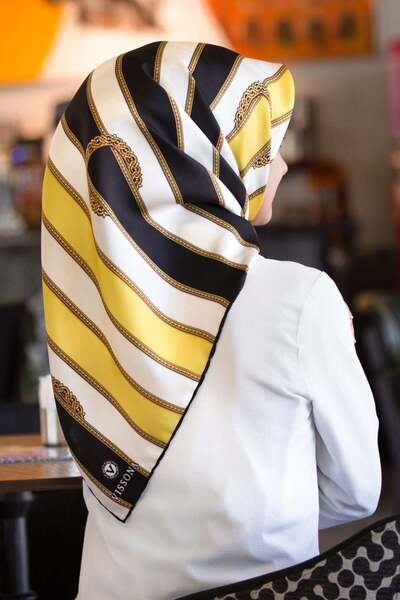 100% Twill Silk Belt Pattern Black - Lemon Yellow Color 90x90 Scarf Sewing Shape : Hand Sewing