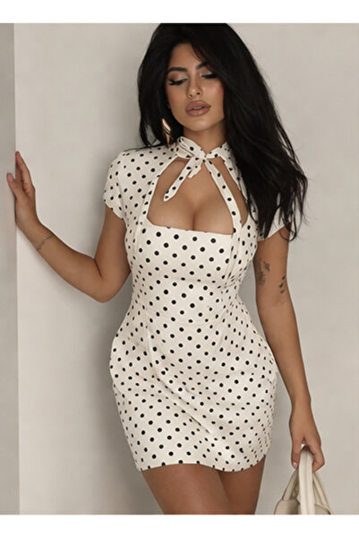 D'RECCY Γυναικείο κοντό υφαντό φόρεμα εκρού με λεπτομέρεια φιόγκου και πουά σ...