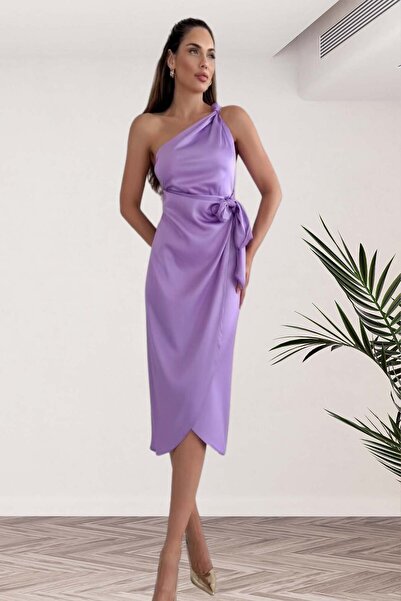 lovebox Σατέν γυναικείο βραδινό φόρεμα - Κόμπος ώμου και λεπτομέρεια φύλλου 003