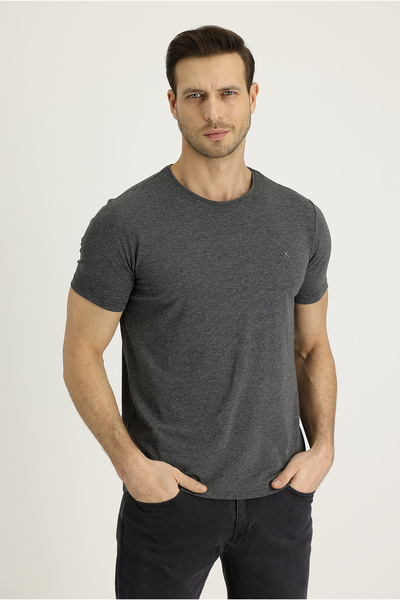 Kiğılı Tricou din bumbac brodat, cu decolteu rotund, croială slim fit