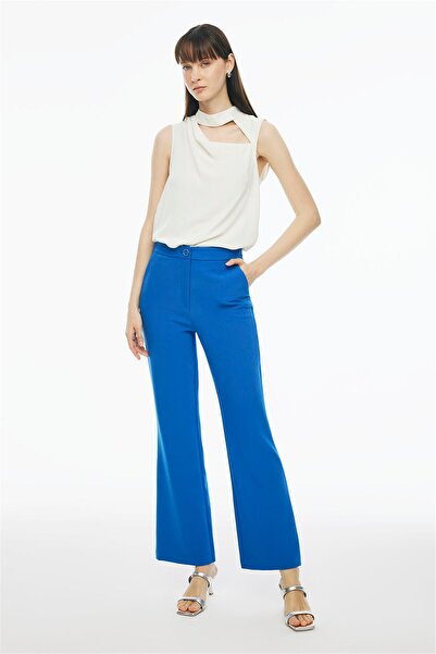 Perspective Fiors regular fit standard length flare leg saks color women's tr...