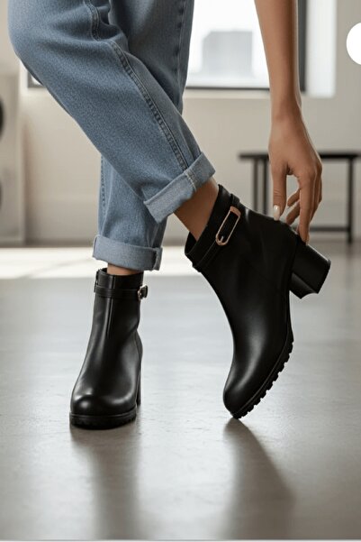 DİVOLYA Rober Μαύρες Δερμάτινες Μπότες με Πόρπη (Τακούνι 5 εκ.) Γυναικείες Μπ...