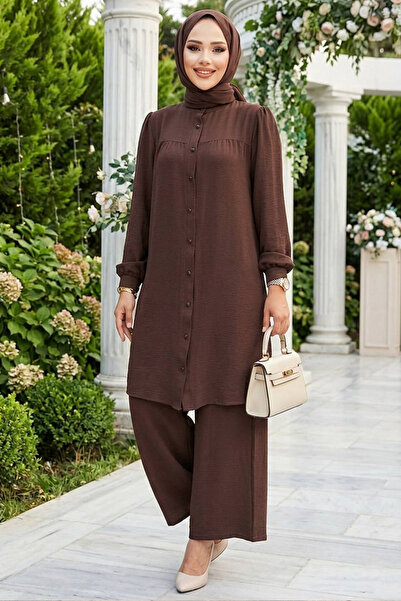 N.S NEVA STYLE Σετ δύο τεμαχίων με κουμπιά, σκούρο καφέ, με χιτζάμπ 12172KKH