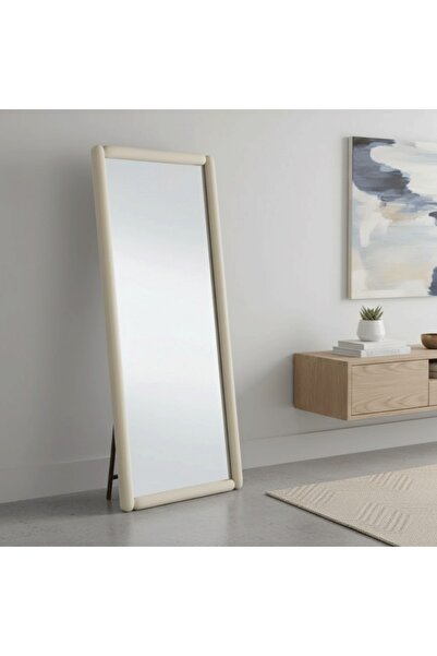 DEC4 A modern mirror with a wooden frame and luxurious colors.