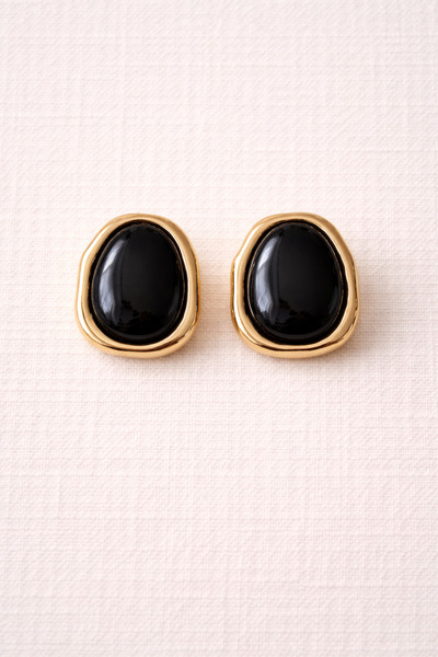 Lisse.co Gold Framed Black Big Stone Vintage Steel Earrings