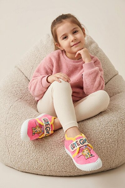 GEZER 03377 Girl's Daily Velcro Slippers Nursery Shoes