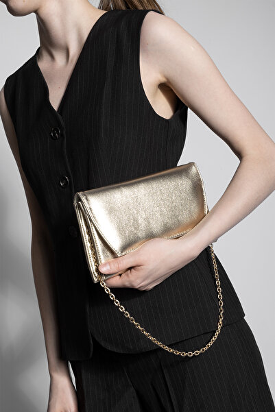 Marjin Women's Double-Eyed Gold Chain Magnet Closure Evening Dress Hand and S...