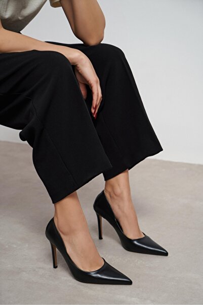 NİŞANTAŞI SHOES Γυναικείο στιλέτο Lunara Μαύρο Ματ με μυτερή μύτη