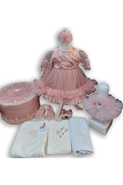 OEM Trusou botez fetite Ioana rochita cu accesorii lumanare,cufar,trusou bise...