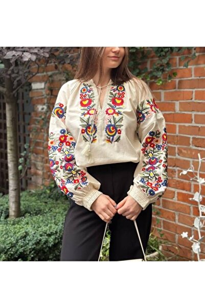 Lavanta Tekstil ΜΠΛΟΥΖΑ ΜΕ ΕΘΝΙΚΟ ΣΧΕΔΙΟ ΚΑΙ ΚΕΝΤΗΜΑ