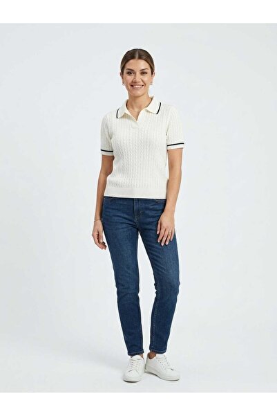 Kadın Beyaz Polo Yaka T-Shirt