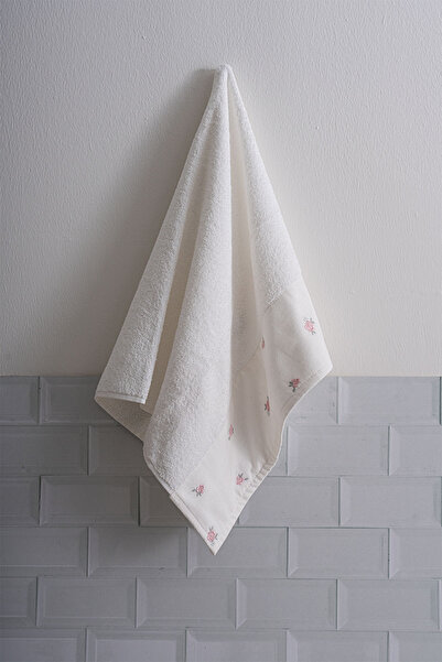 Nazik Home Πετσέτα μπάνιου με κέντημα τριαντάφυλλο Flower Garden (90 x 150 εκ.)