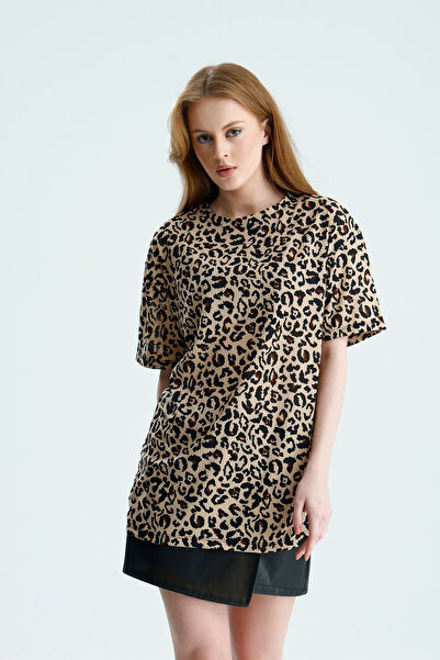 Madame QAN's Γυναικείο μπλουζάκι με κοντό μανίκι και λεοπάρ σχέδιο