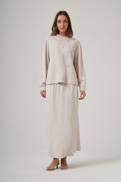 Nuss 1078 Costum cu fustă și detaliu cu paiete pe umeri