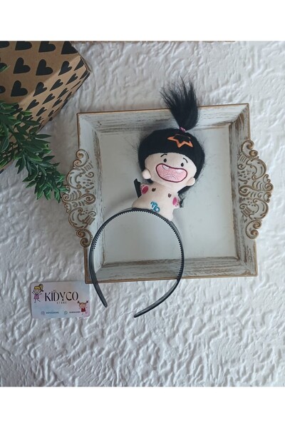 Kidyco.Store مجسم طفلة مع تاج (قطعة واحدة)