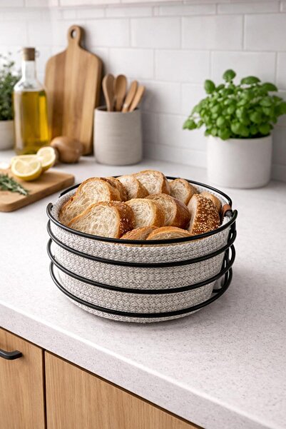 LEYA HOME Yuvarlak Eskitme Siyah Metal Beyaz Hasır Örme Lüks Ekmek Sepeti 10x21