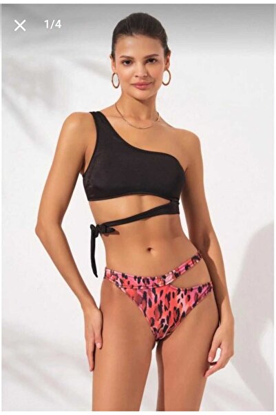 Pierre Cardin 2026 ΝΕΑ ΣΕΖΟΝ ΣΕΤ ΜΠΙΚΙΝΙ ΜΕ ΜΟΝΟ ΛΑΜΕΡΟ ΙΜΑΝΤΑ ΣΤΟΝ ΏΜΟ ΜΕ ΚΟ...