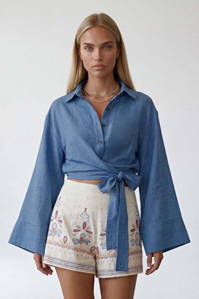 Trend Alaçatı Stili Γυναικείο λινό πουκάμισο Indigo με φαρδιές μανσέτες και λ...