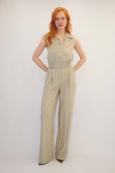 ONNO PRIVE Striped Suit Green