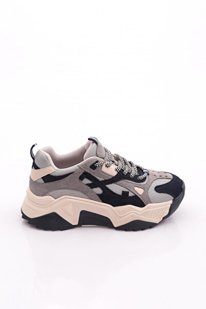 DGN 65137 Γυναικεία αθλητικά παπούτσια με χοντρή σόλα με κορδόνια