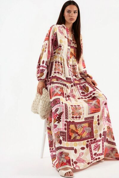 Hiccup Maxi dress with pattern and V-neckline