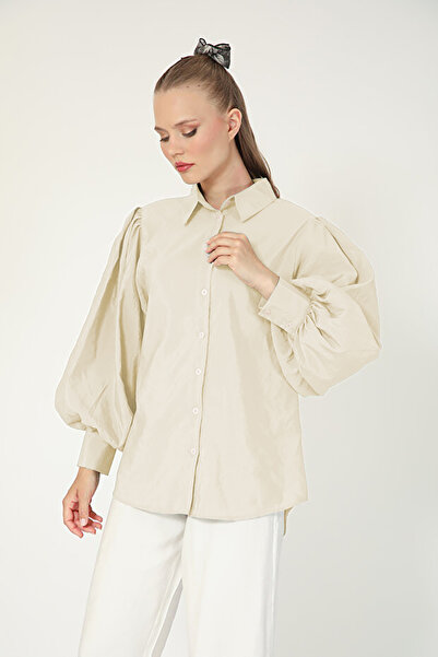 Suede Style 8199 - قميص أنيق ومريح بأكمام بالونية بلون الخوخ