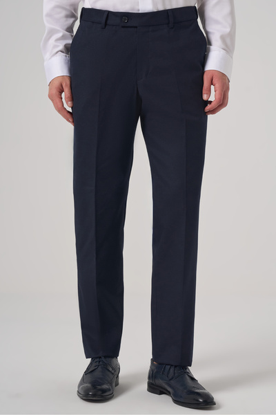 Morven Men's Dark Navy Blue Wool Straight Dynamic Fit Trousers