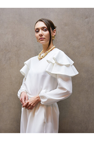 KÜÇÜĞÜM BUTİK Λευκή μπλούζα κρεπ με βολάν