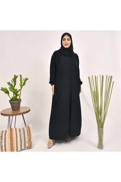 HAWRAA ABAYA عباية سوداء ساده مغلقة بطقطق مع كم مزموم وجيوب مخفية