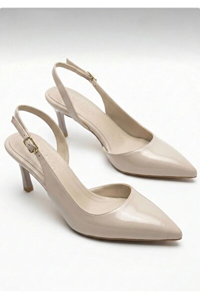 Sabella Moda Γυναικεία παπούτσια με μυτερή μύτη και τακούνι στιλέτο 89000