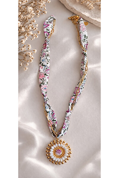PORSE Floral Patterned Fabric & Steel Necklace |   Vintage Design with Gold D...