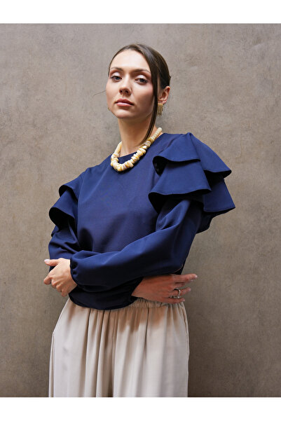 KÜÇÜĞÜM BUTİK Μπλούζα από κρεπ σε σκούρο μπλε με βολάν