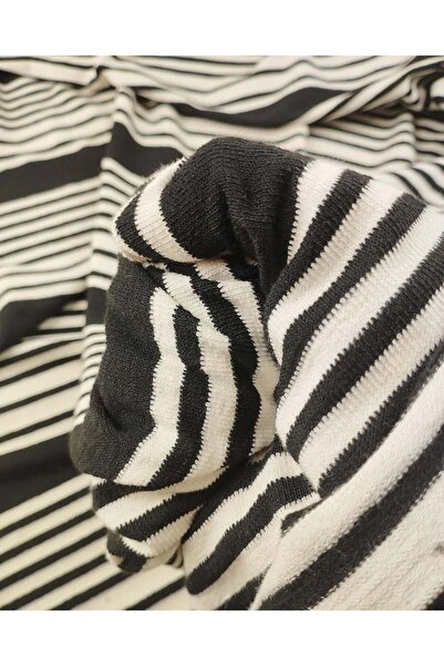 Kumaş Parça Εκρού Μαύρο Πλεκτό Ύφασμα με Εγκάρσιες Ρίγες 140x250εκ.