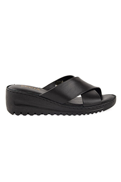 Pegia Women's Double-Strapped Leather Slippers Dg6113