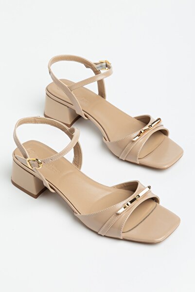 Dilimler Ayakkabı Γυναικεία πέδιλα με χαμηλό τακούνι μεγάλου μεγέθους, nude T...