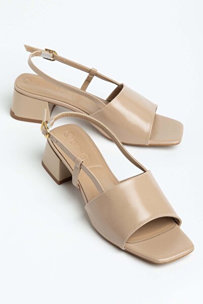 Dilimler Ayakkabı Γυναικεία πέδιλα με χαμηλό τακούνι μεγάλου μεγέθους, nude, ...