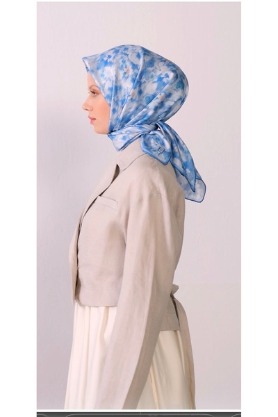 Belli Blue Flower Pattern 100% Twill Silk Scarf