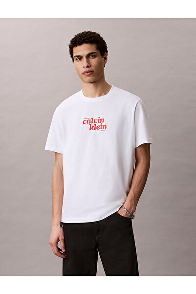 Calvin Klein Erkek SS 20's Travel Font Grafik Detaylı T-shirt