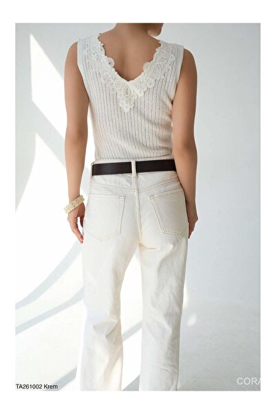 Coral Lace-Up Collar Undershirt Ta261002 Ecru