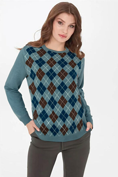 Desen Triko Γυναικείο μάλλινο πουλόβερ με λαιμόκοψη Ο, με διακοσμητικά κουμπώ...