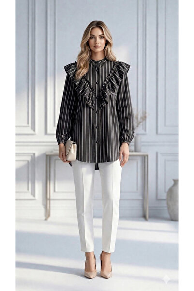 TrendParis Κομψή και θηλυκή ριγέ μπλούζα με λεπτομέρεια βολάν