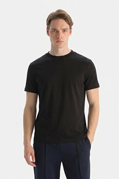 Dagi Μαύρο T-shirt με λαιμόκοψη ποδηλάτου και κανονική εφαρμογή