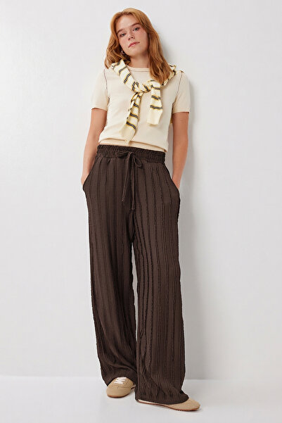Lovelyİstanbul Textured Pocketed Stretch Knit Trousers Lci0069 Brown