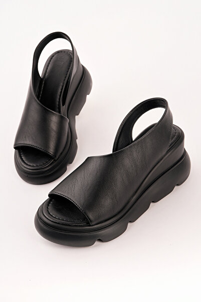 Madam Tarz MNR-2547 Σανδάλια με σφήνα σόλα